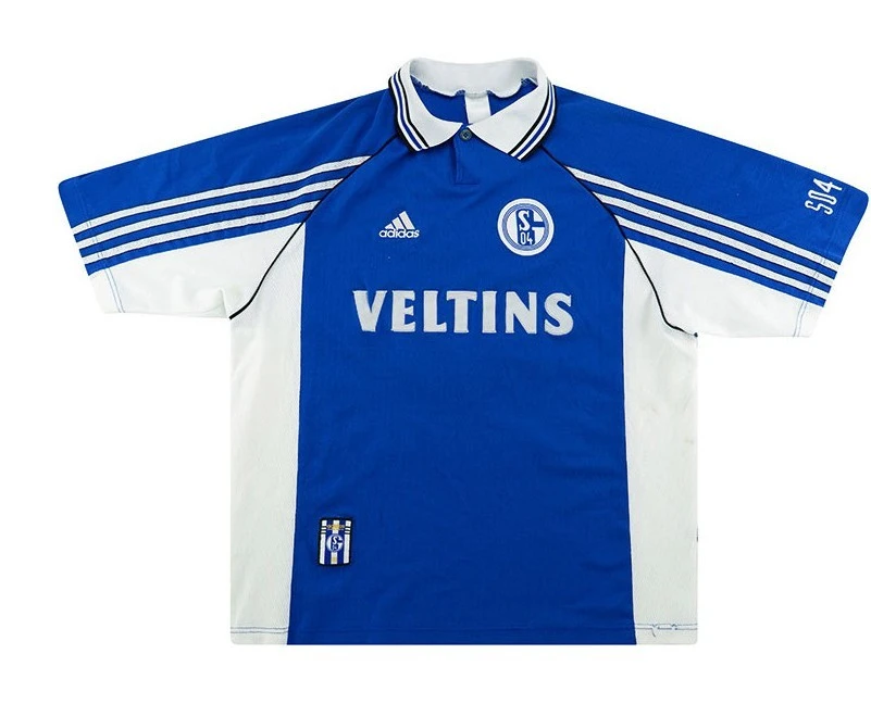 /uploads/landing-pages/en/schalke-04-home-1998-99-jpg.webp alt